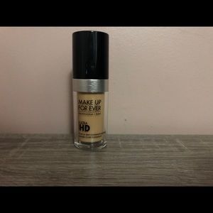 Make up for ever HD foundation